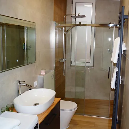Casa * Αλμπένγκα
